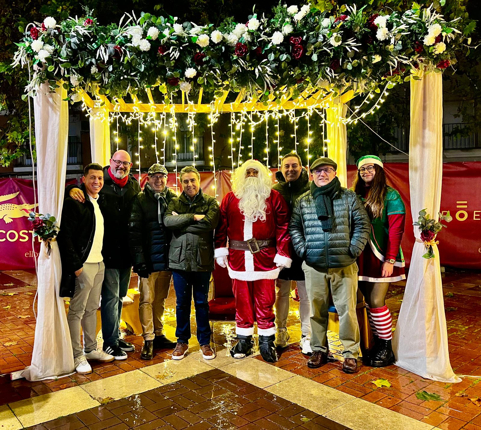 ACIL acompaña a Papá Noel en la Ciudad de Luz de Linares