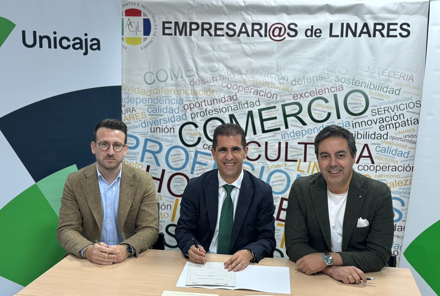 ACIL firma un convenio de colaboración con Unicaja para ofrecer nuevas ventajas financieras a sus asociados