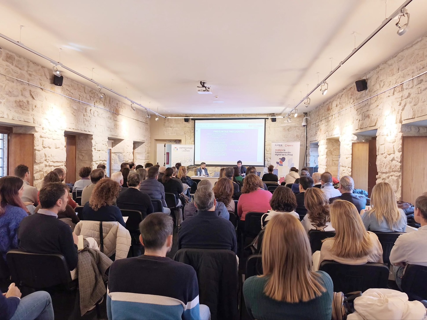 ACIL celebra una jornada informativa sobre Verifactu para empresas y autónomos en Linares