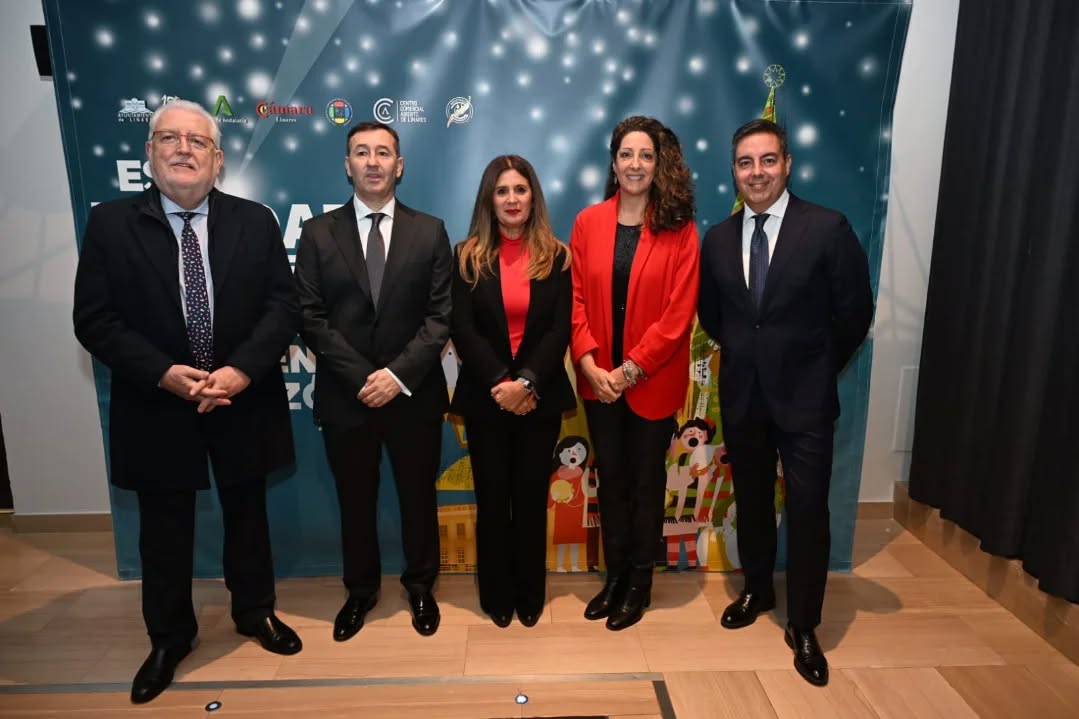 ACIL participa un año más en la campaña navideña de Linares bajo el lema “Esta Navidad haz que Linares brille en tu corazón”